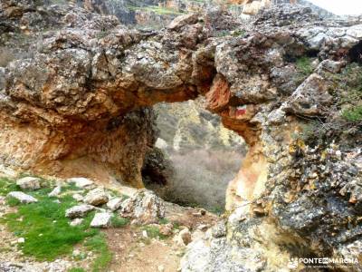 Cañón Caracena; Encina  Valderromán; curso de montañismo senderismo sierra norte madrid excursio